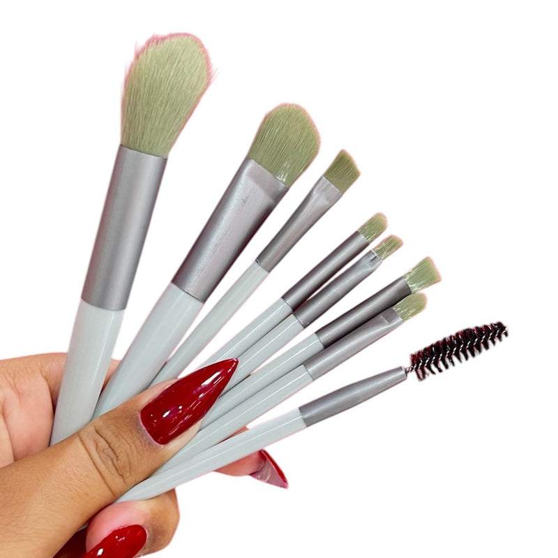 Kit com 8 Pincéis de Bolsa - Verde